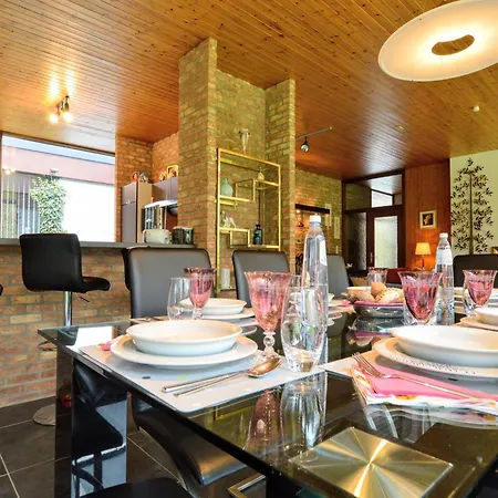 With Pool, Stavelot, Cleaning Included Villa Stavelot